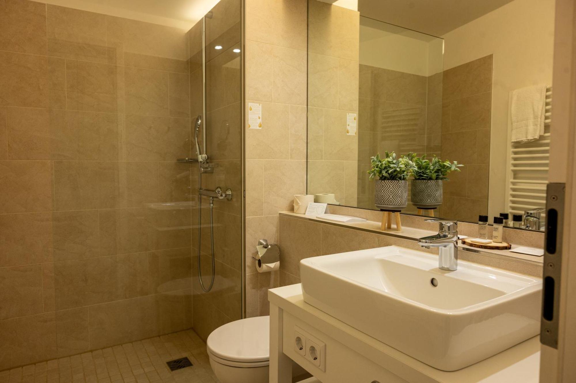Landhotel Jann Hinsch Hof Winsen エクステリア 写真