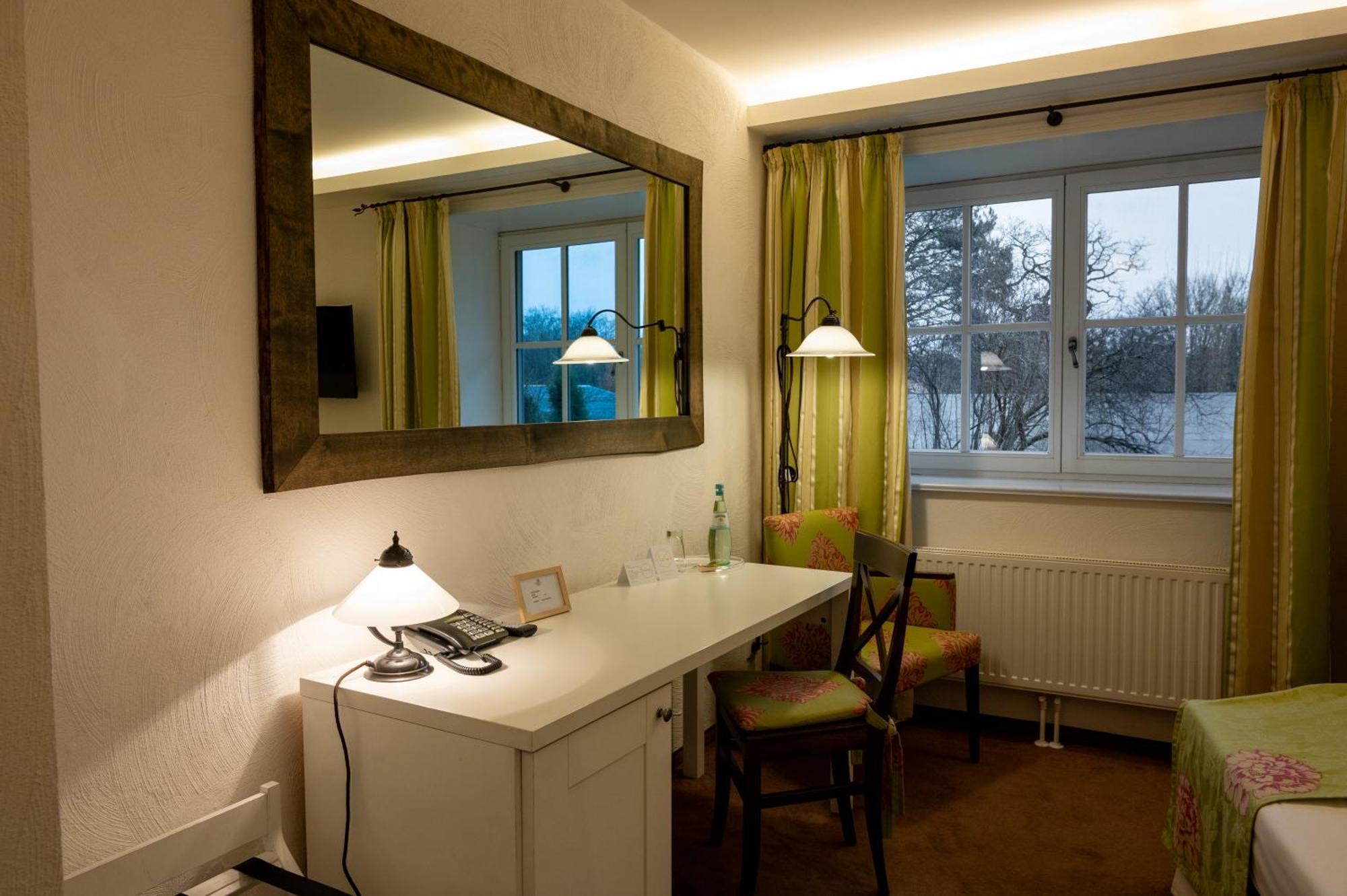 Landhotel Jann Hinsch Hof Winsen エクステリア 写真